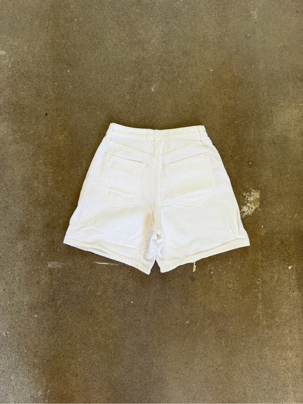 NWT Abercrombie & Fitch The Loose Short HR Curve Love in White Size 23|000 - Picture 5 of 8